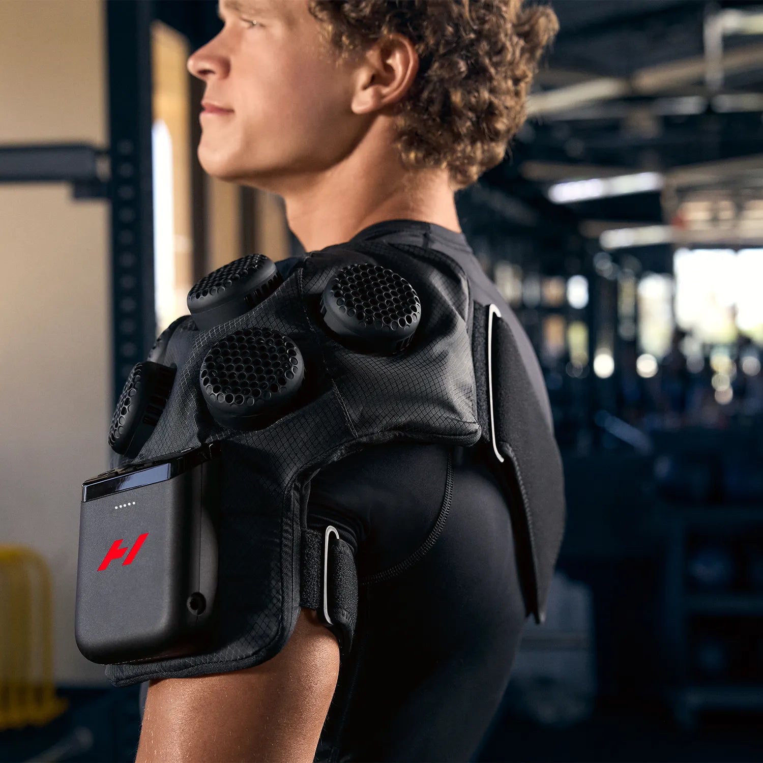 Contrast 2 Shoulder